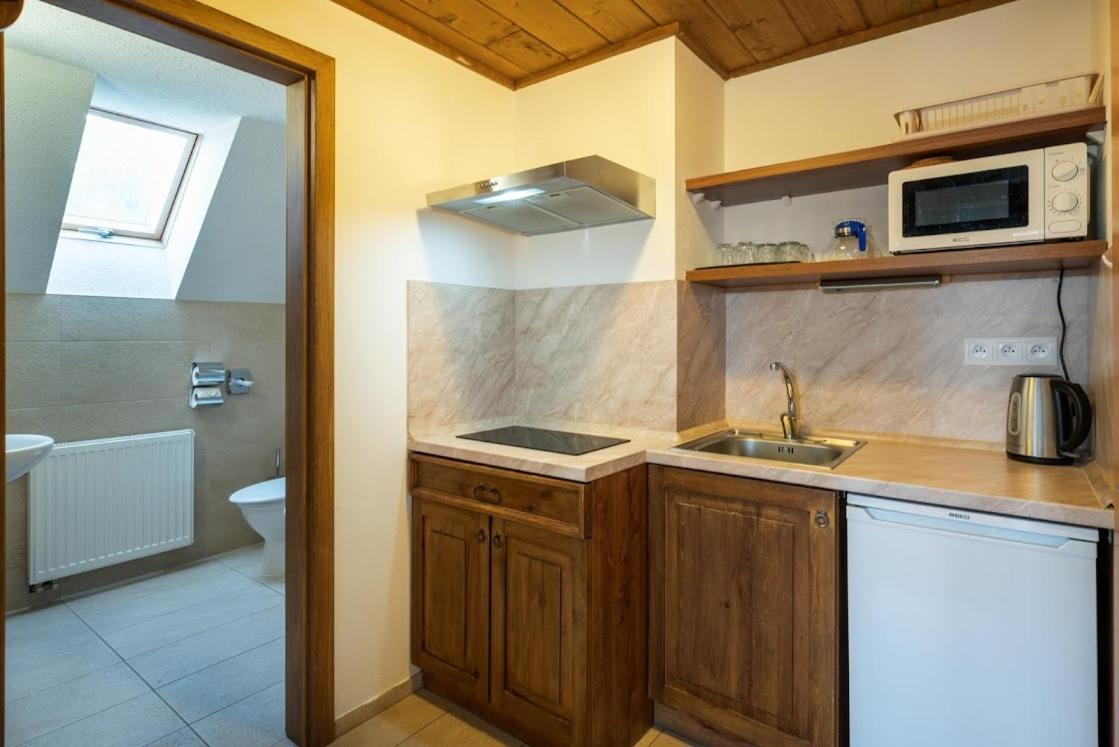 Apartmanovy Dom Vila Maros Pavčina Lehota Eksteriør bilde