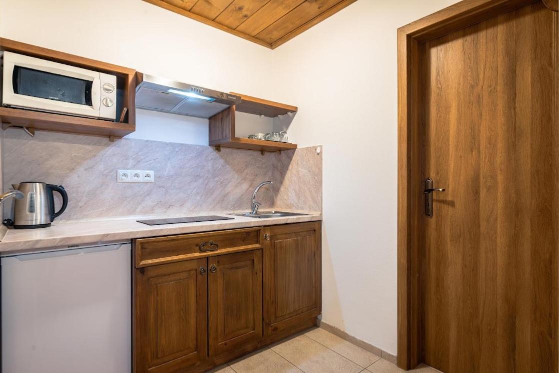 Apartmanovy Dom Vila Maros Pavčina Lehota Eksteriør bilde