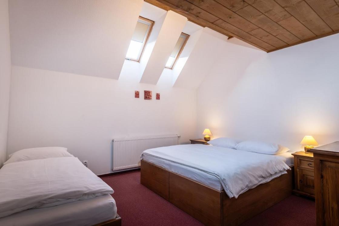 Apartmanovy Dom Vila Maros Pavčina Lehota Eksteriør bilde